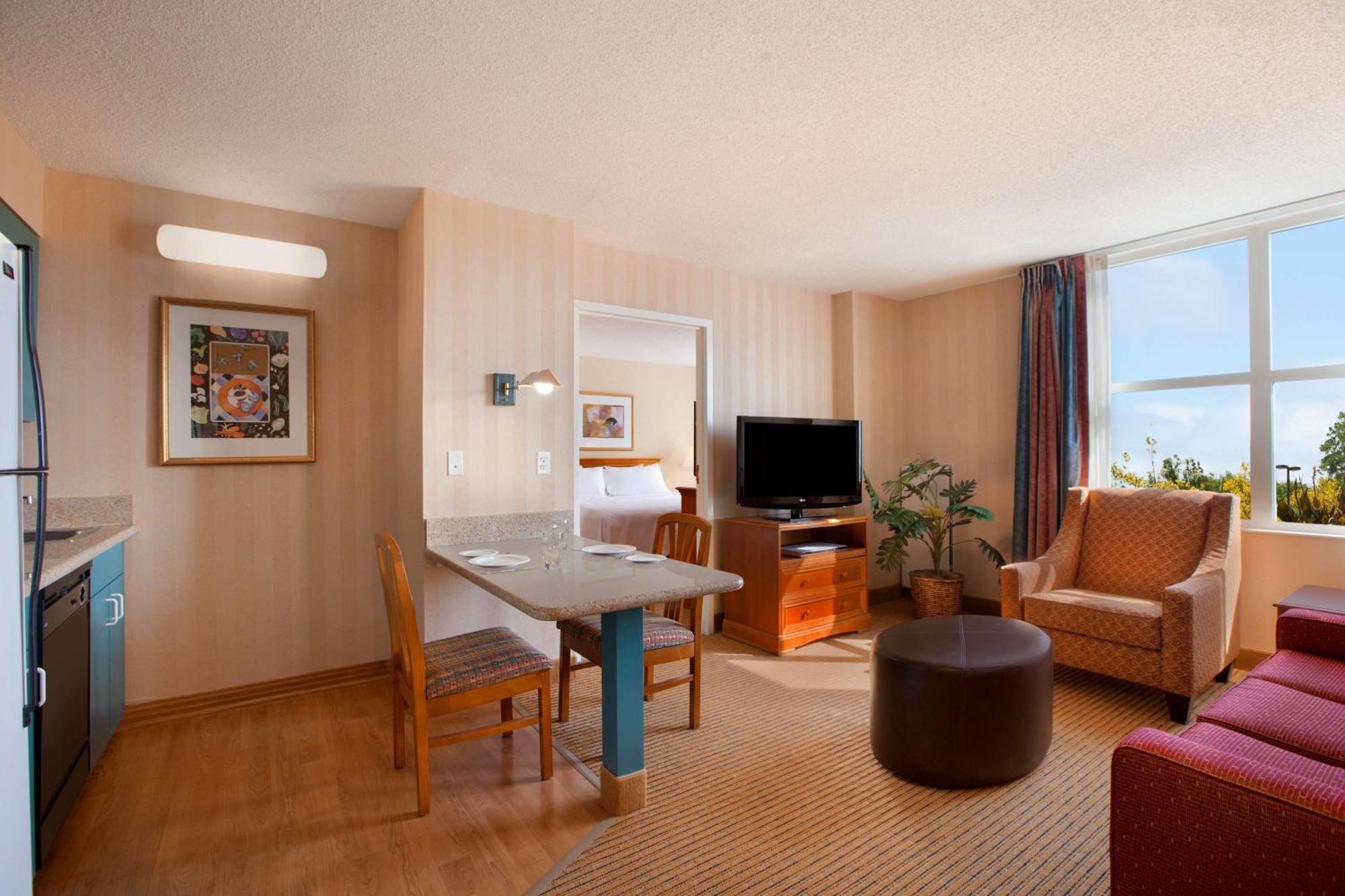 Homewood Suites By Hilton Falls Church Merrifield Екстериор снимка